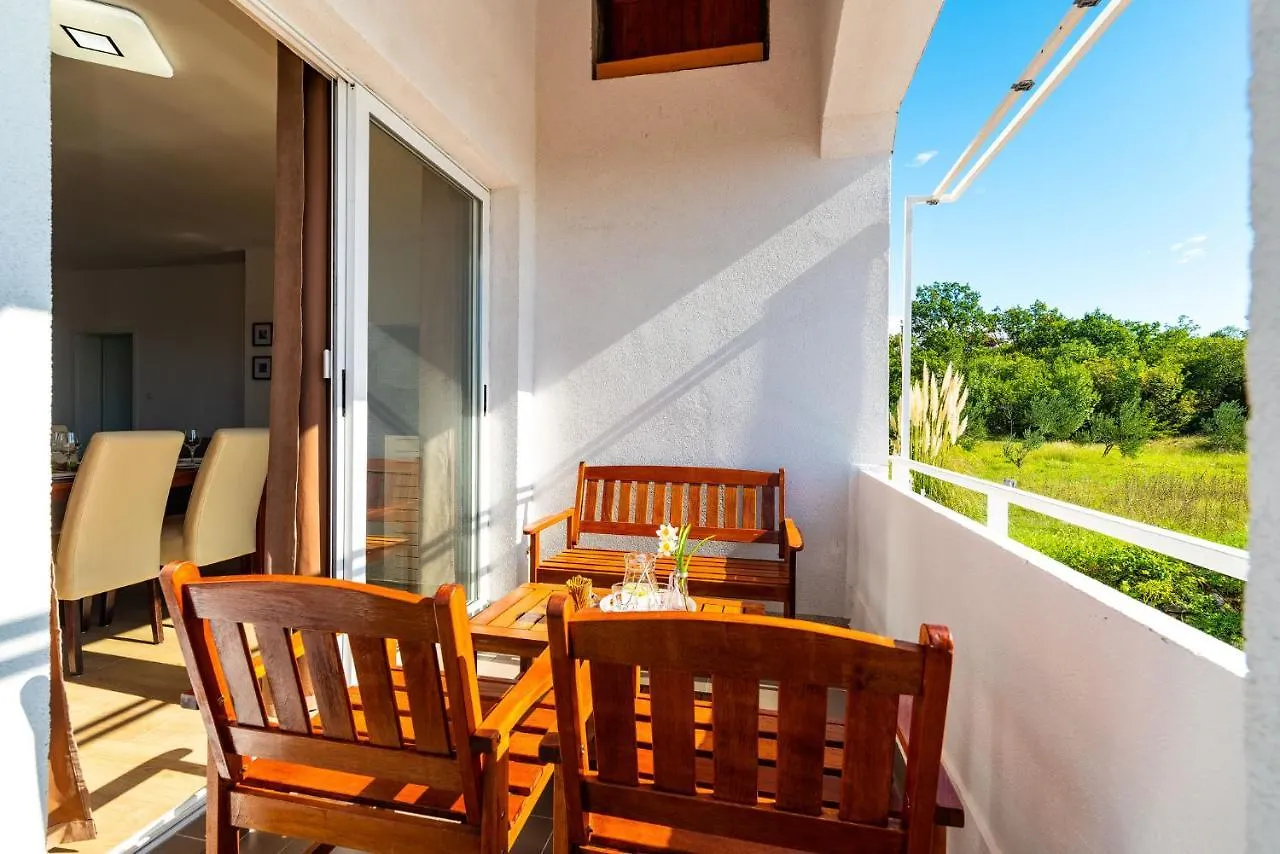 Apartment Maia Lena For Family Jasenice  0*, Jasenice (Zadar) Croatia